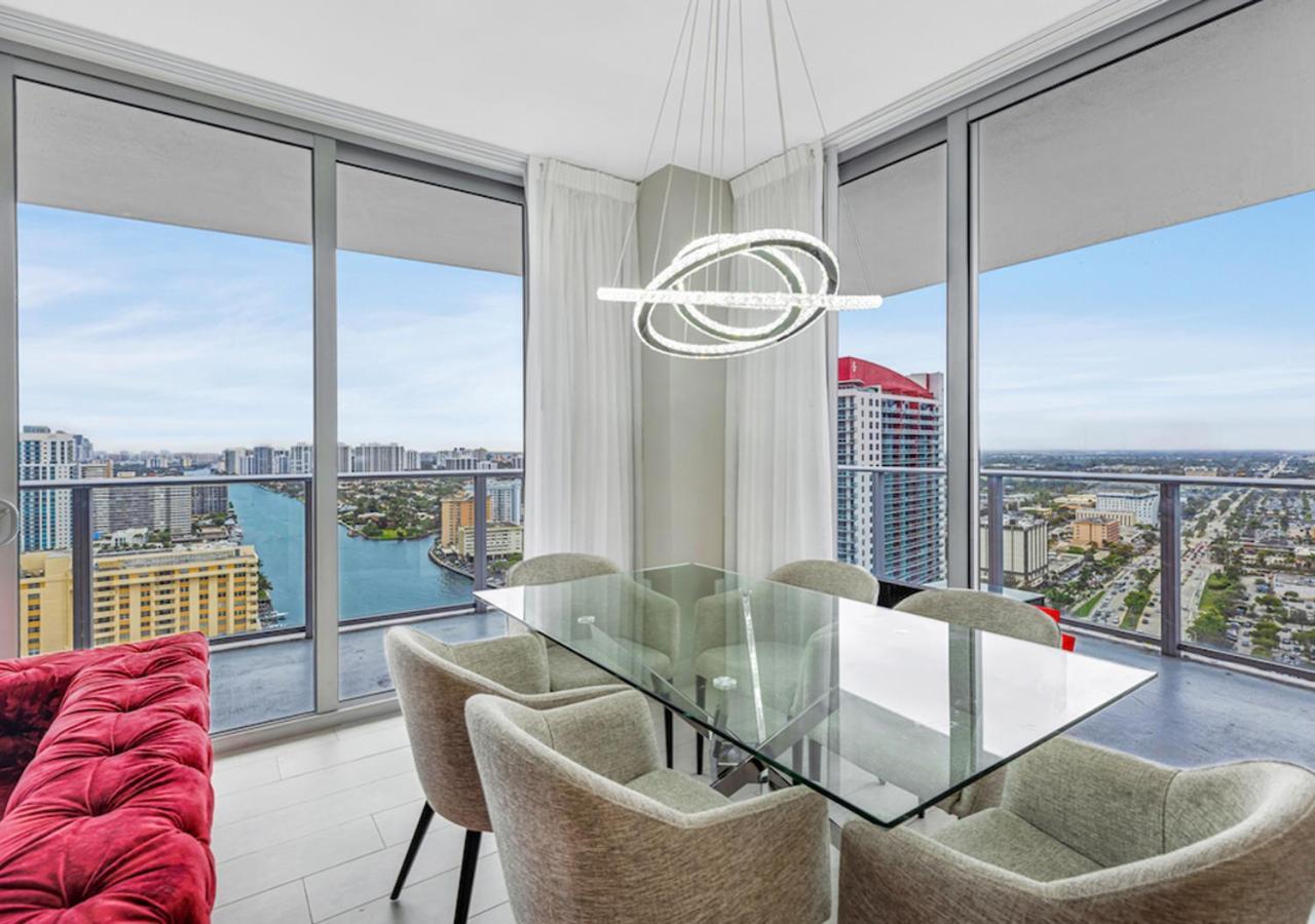 Hyde House Three-bedroom, Waterfront, Ocean And Intercostal View, Rooftop Pool, 5 Min Walk To *
