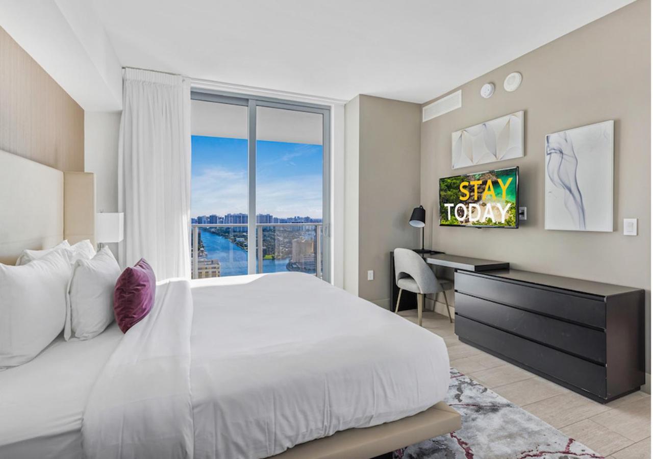 Hyde House Three-bedroom, Waterfront, Ocean And Intercostal View, Rooftop Pool, 5 Min Walk To Hollywood
