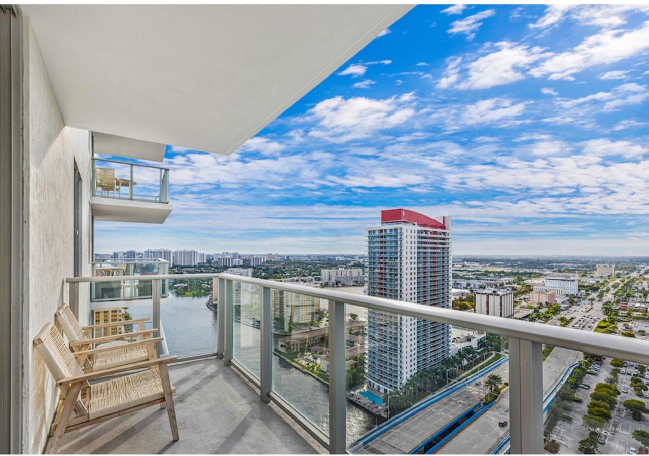 Hyde House Three-bedroom, Waterfront, Ocean And Intercostal View, Rooftop Pool, 5 Min Walk To *